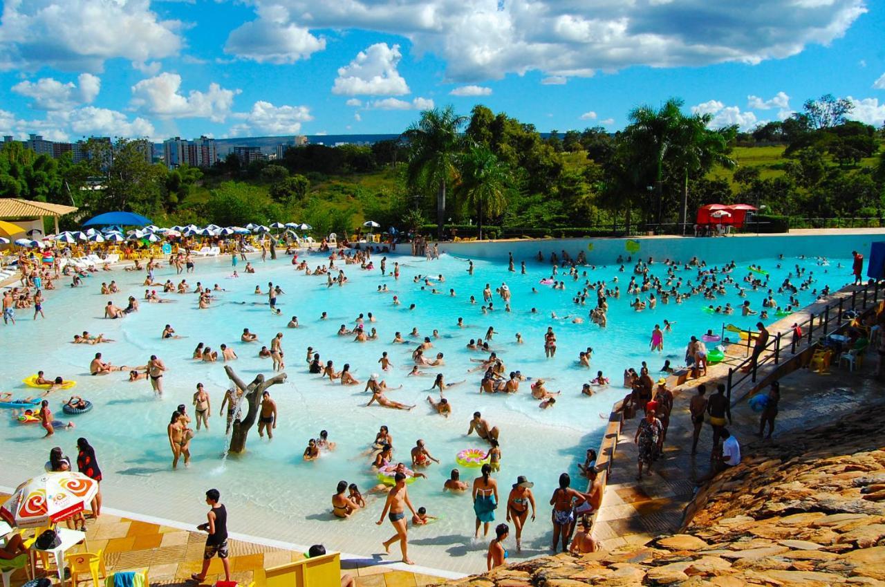 Caldas Novas Imperio Romano Com 1 Dia No Acqua Park エクステリア 写真